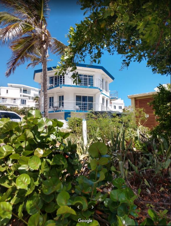 Blue Door Villa, Gaper Dr. Guana Bay