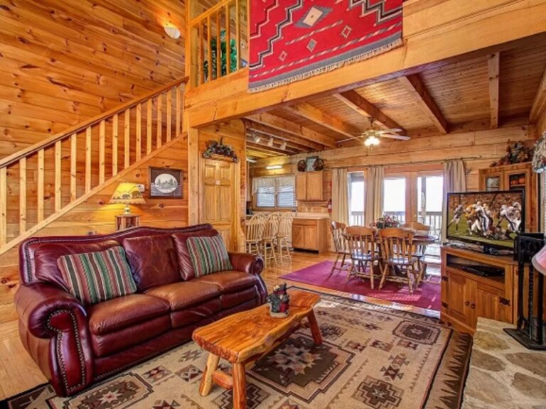 Pigeon Forge Cabin rental: Paradise Ridge Log Cabin