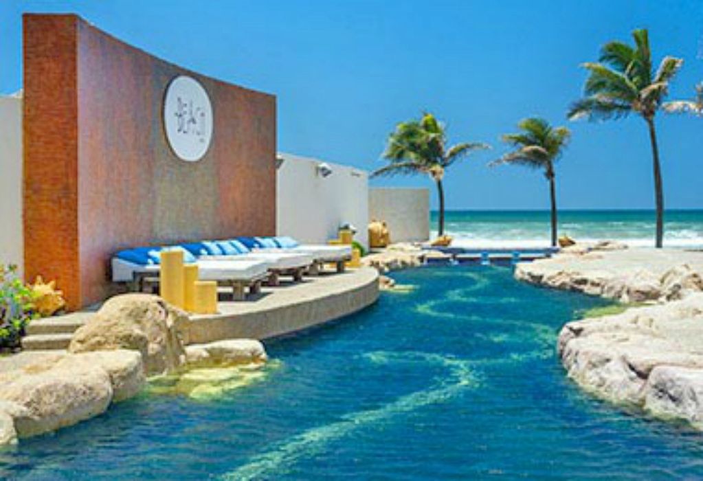 Acapulco Playa Diamante no booking fee vacation rentals by owner